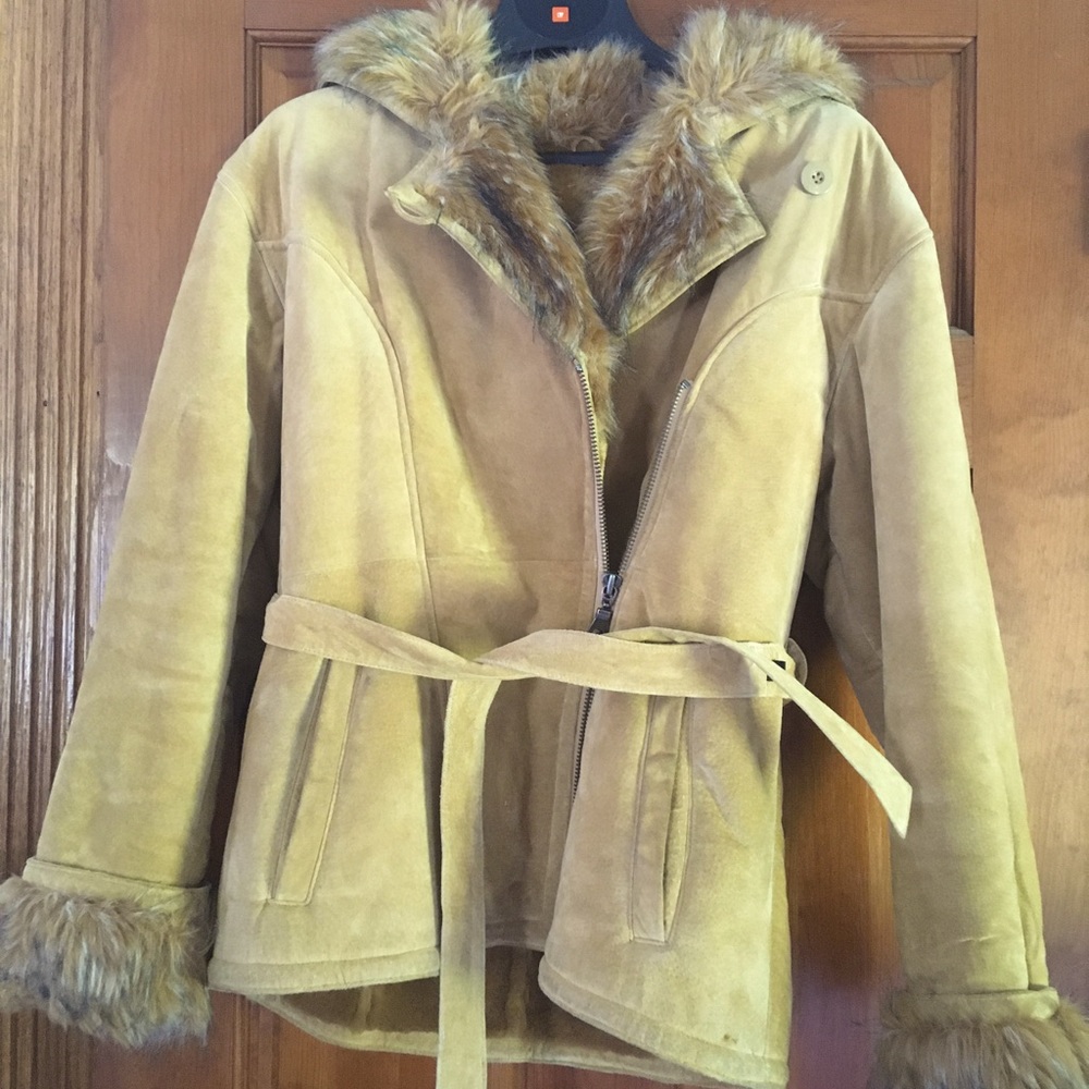 Suede leather coat with faux fur lining
